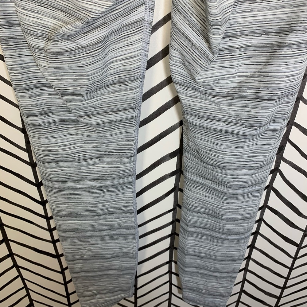 🔸 Lululemon high times cyber stripe silver fox 4 - Picture 9 of 11